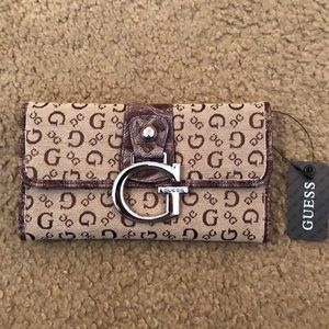Guess wallet